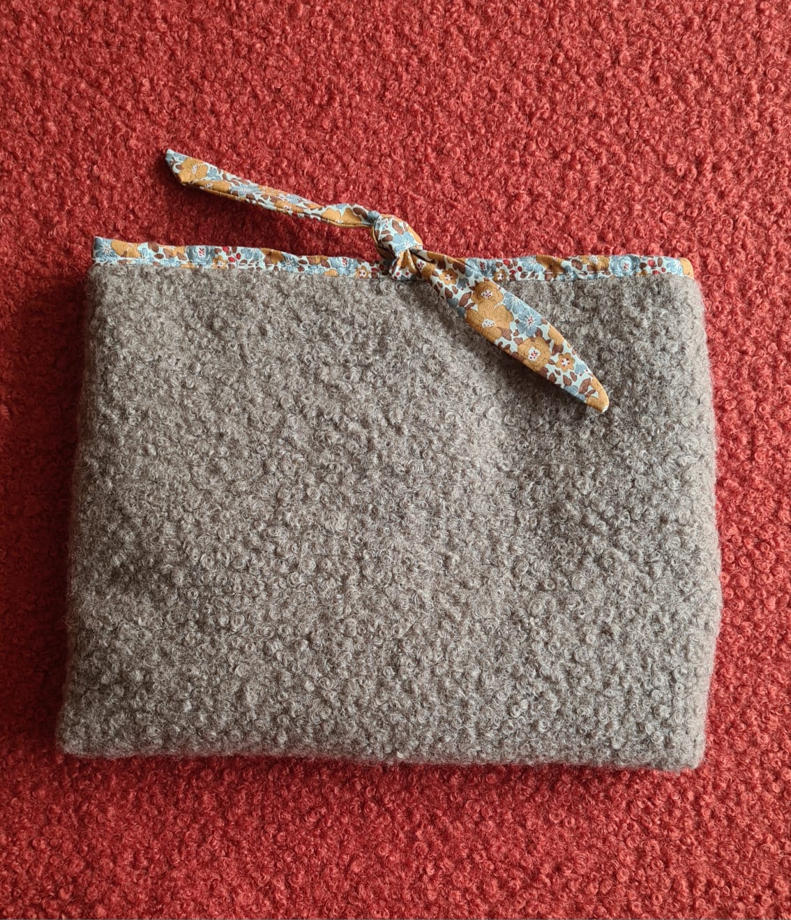 Capa para livro teddy castanha