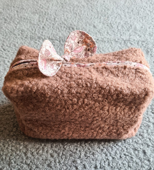 Bolsa teddy castanha